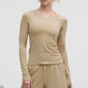 NWT Lululemon Swiftly Tech Longsleeve